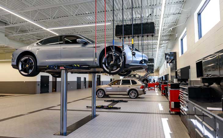  Things You Need to Know About Porsche Service in Dubai
