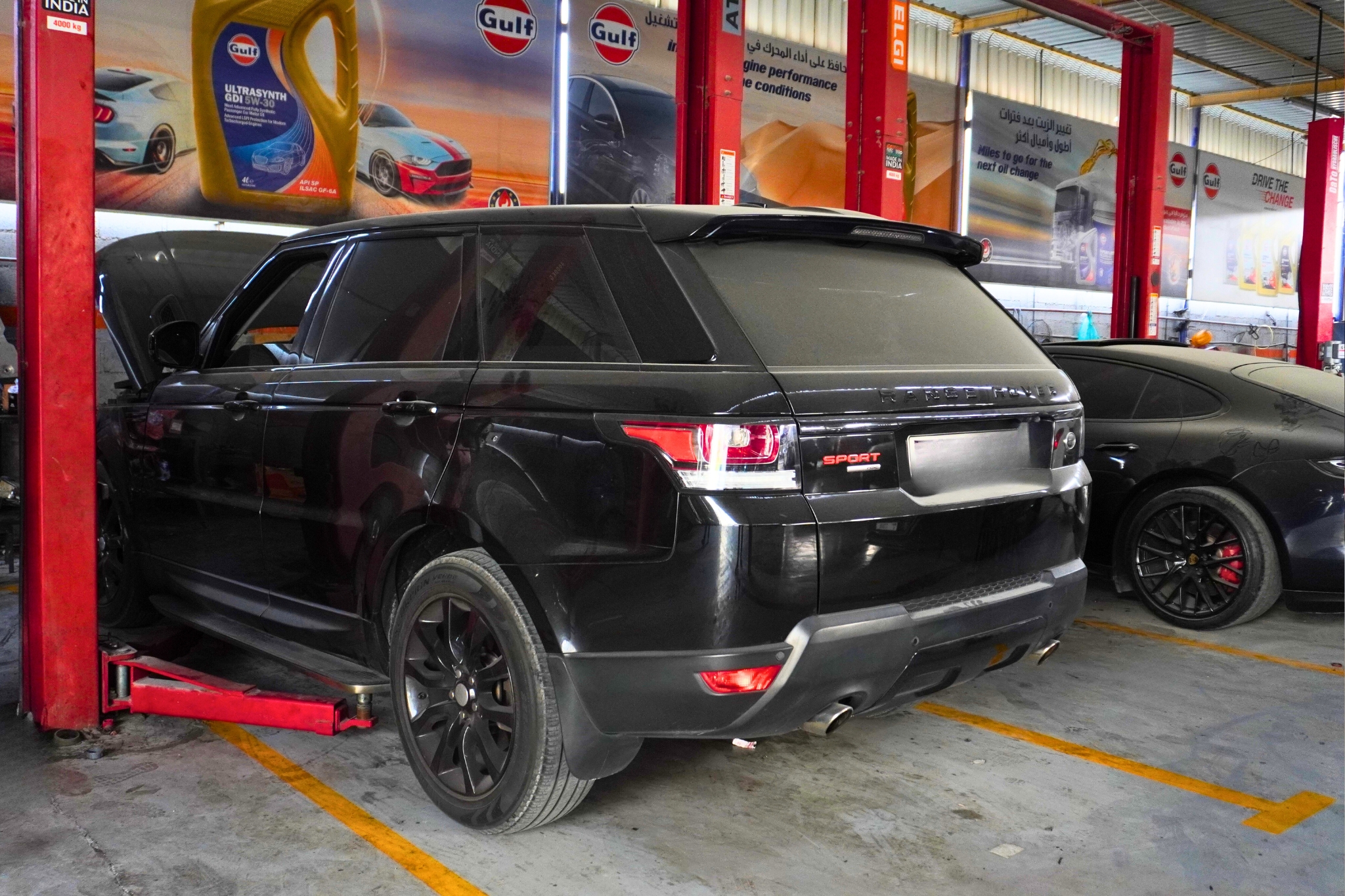 DAR AL MADINA GARAGE-RANG ROVER