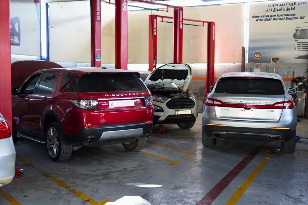 Dar Al Madina garage-Renge Rover Repair