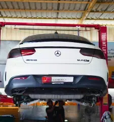 Mercedes-Car-garage3
