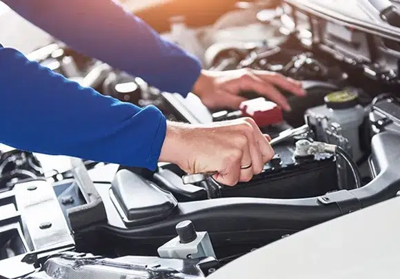 A Practical Car Maintenance Center for Everyday Servicing