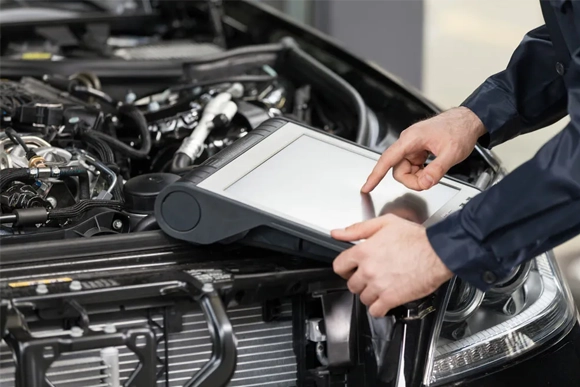 Engine Diagnostics Shop for Warning Lights and Performance Issues