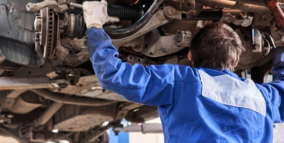Suspension Service Garage for Handling Problems